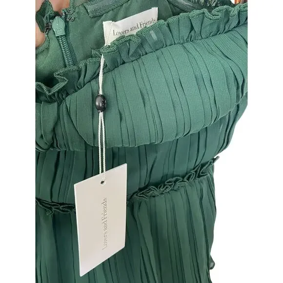 green emerald velvet dress Alex Evenings Women's Slimming Long  Sleeve Side-Ruched Dress-Elegant  Compression Fabrication for a Flattering Fit, Emerald Tucked Waist, 4 at  Amazon Women's Clothing store